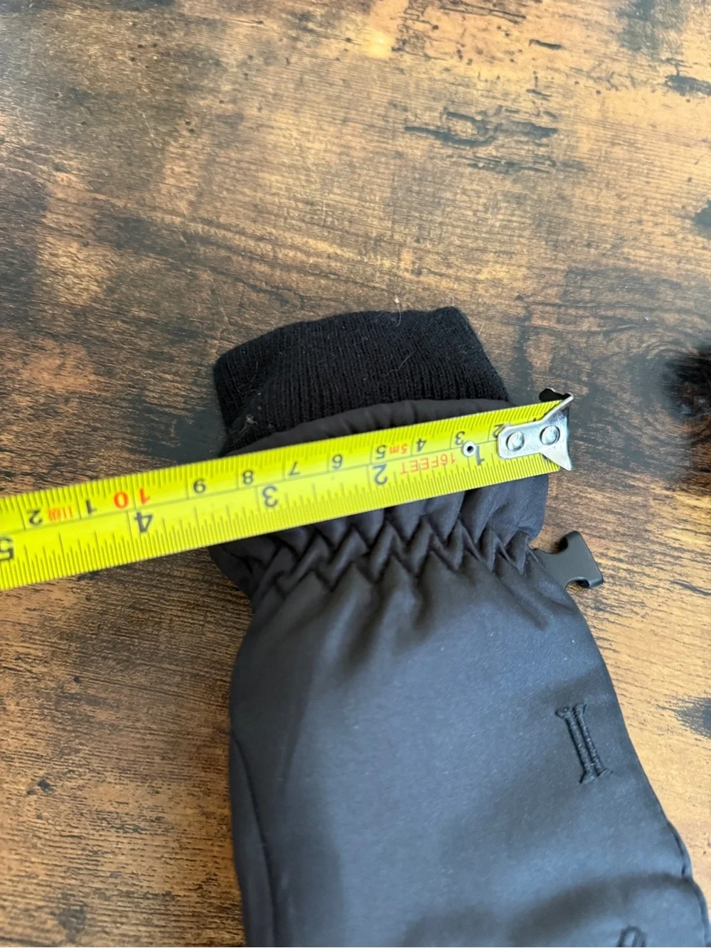Kid’s 3” 3M Thinsulate Black Insulated Winter Gloves with Knit Cuff